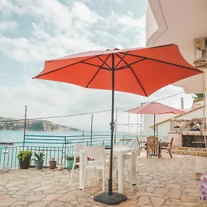  Ostello By The Sea